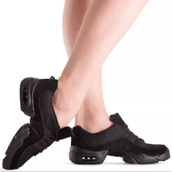bloch boost dance sneaker